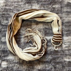 NWT❗️Walmart One Size White & Brown Striped Scarf with Tassles